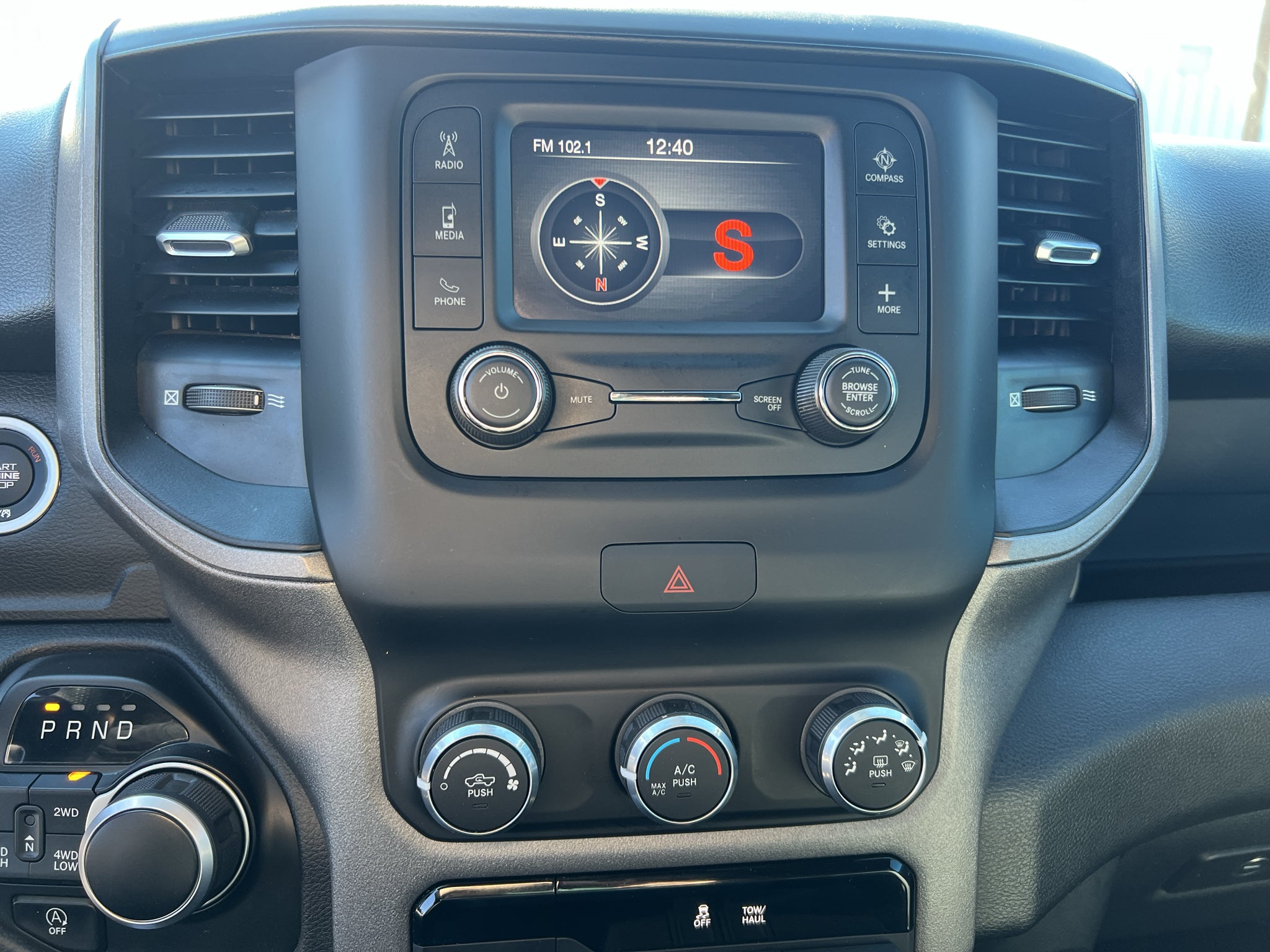 2023 RAM 1500 Tradesman Crew Cab 4x4 5'7" Box