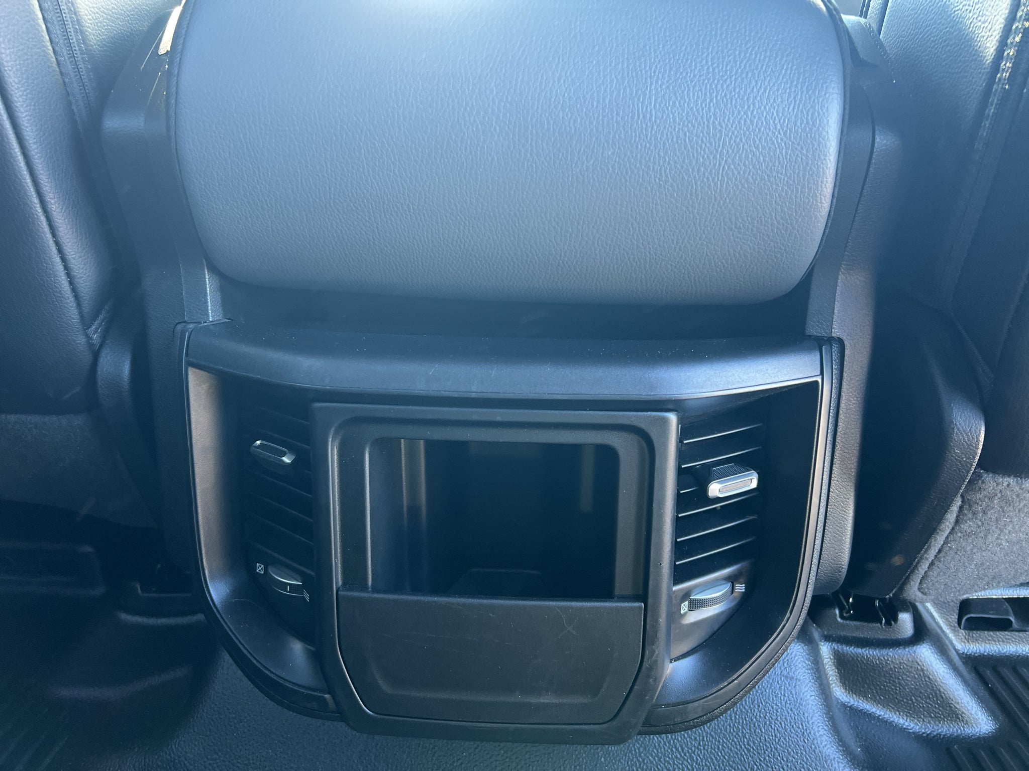 2023 RAM 1500 Tradesman Crew Cab 4x4 5'7" Box