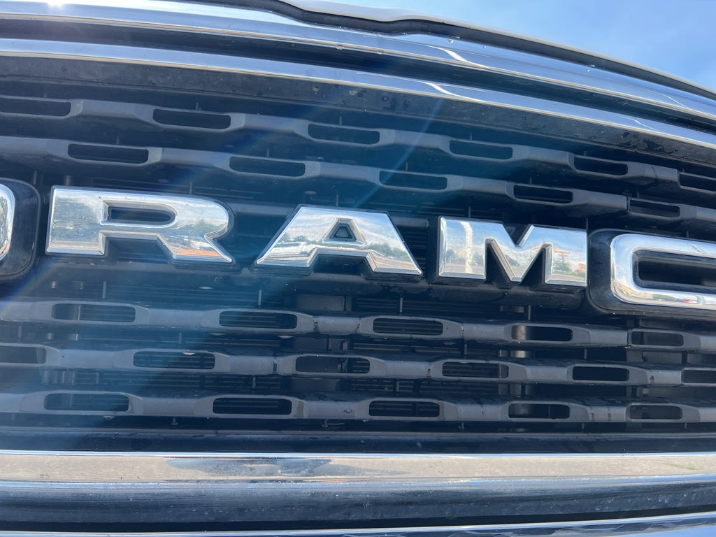 2022 RAM 1500 Big Horn Crew Cab 4x4 5'7" Box