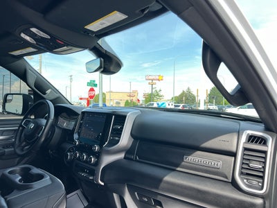 2022 RAM 1500 Big Horn Crew Cab 4x4 5'7" Box
