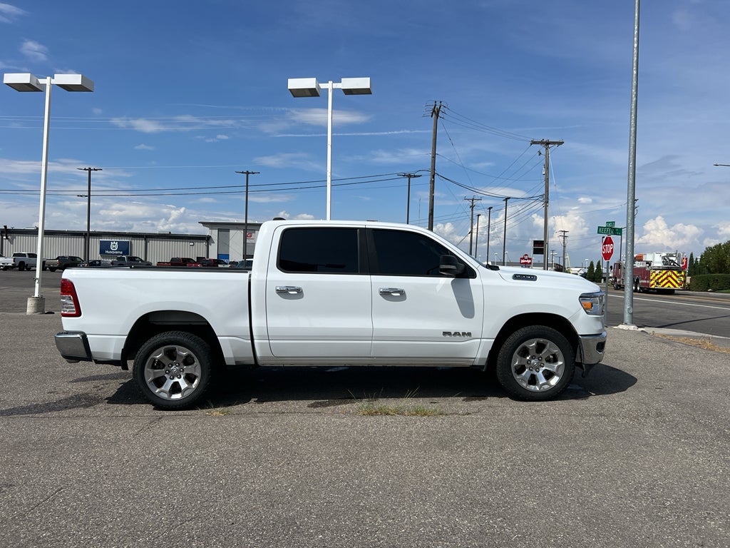 2022 RAM 1500 Big Horn Crew Cab 4x4 5'7" Box