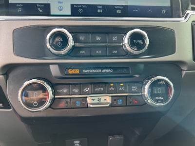 2022 Ford F-350 LARIAT