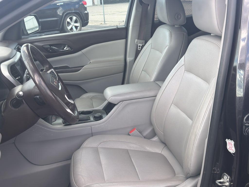 2017 GMC Acadia SLT