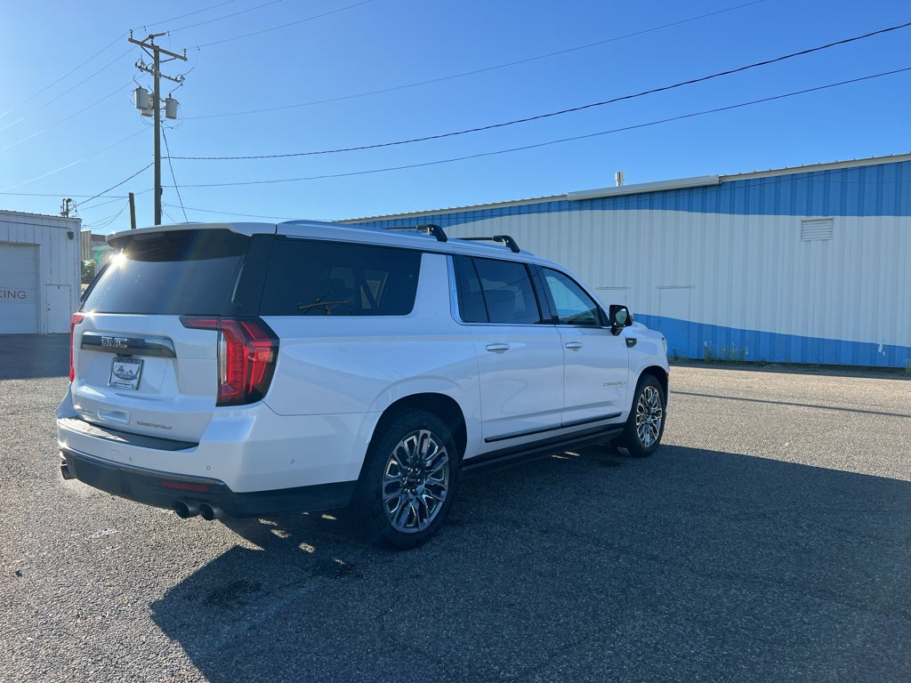 2023 GMC Yukon XL Denali Ultimate