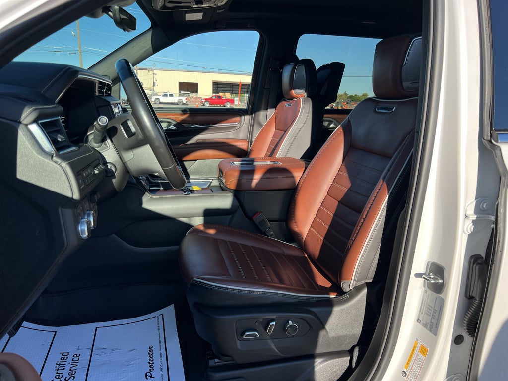 2023 GMC Yukon XL Denali Ultimate