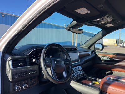 2023 GMC Yukon XL Denali Ultimate