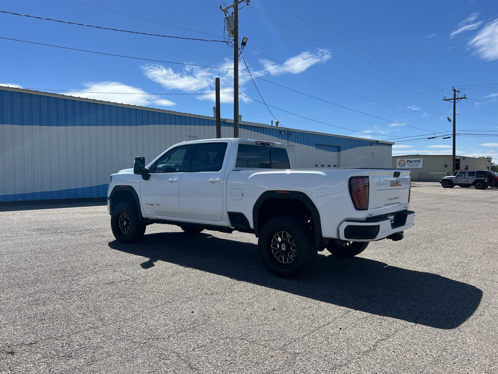 2025 GMC Sierra 2500 HD AT4