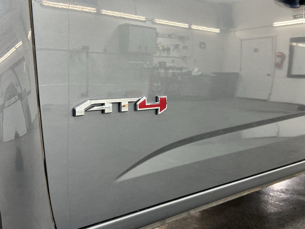 2022 GMC Canyon AT4 - Leather