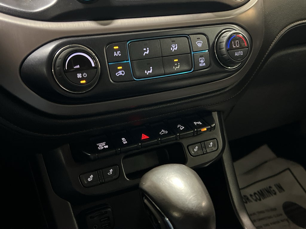 2022 GMC Canyon AT4 - Leather