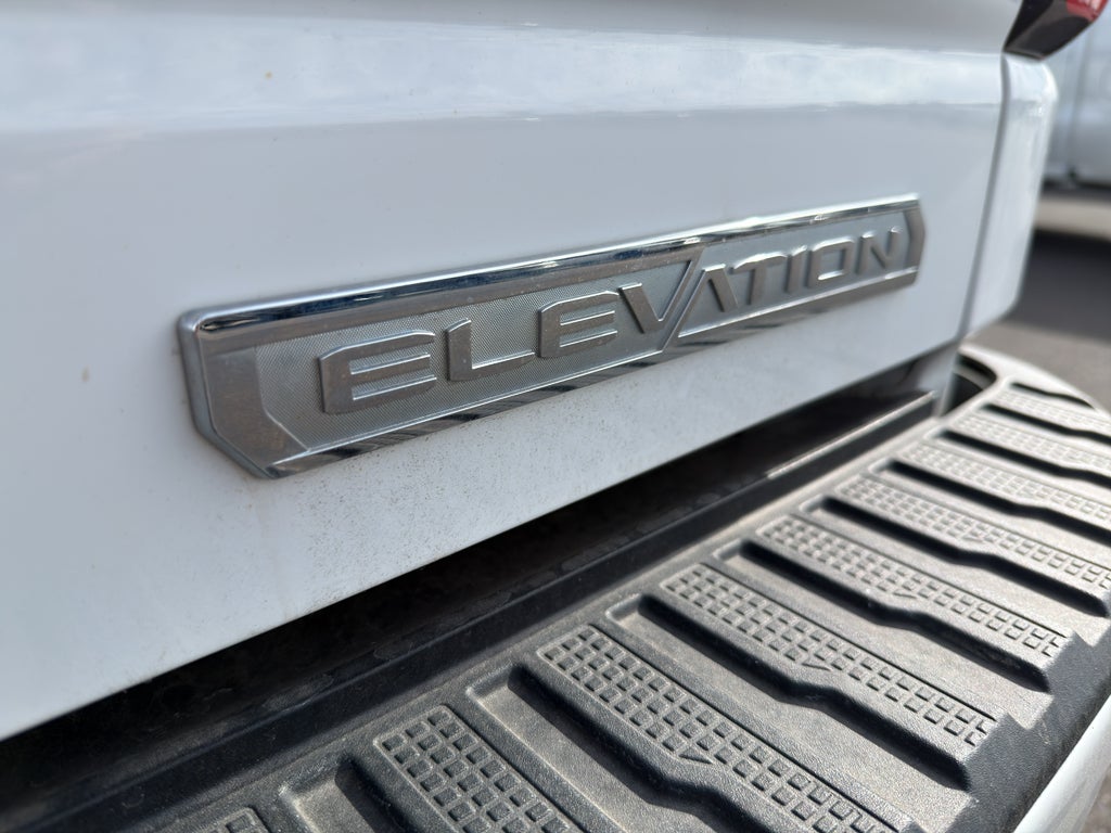 2022 GMC Sierra 1500 Limited Elevation