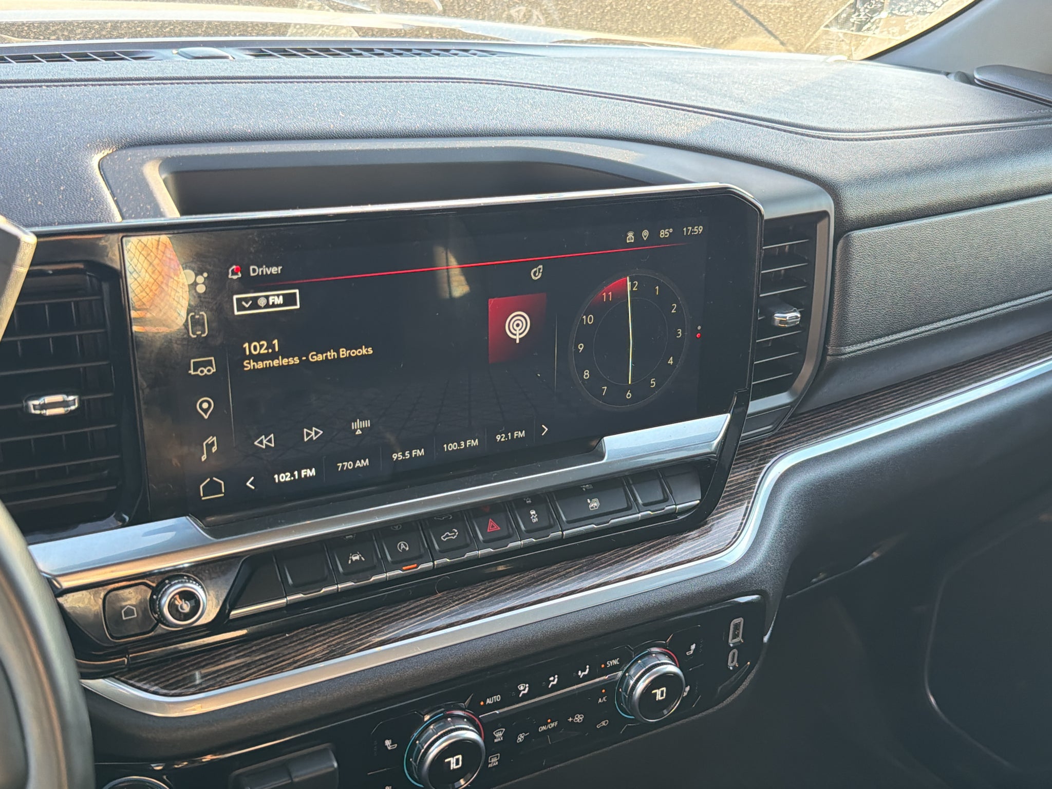 2024 GMC Sierra 1500 SLE