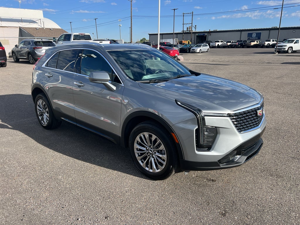 2024 Cadillac XT4 Premium Luxury