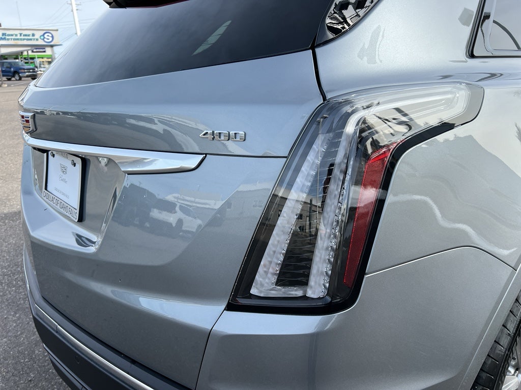 2026 Cadillac XT5 Sport
