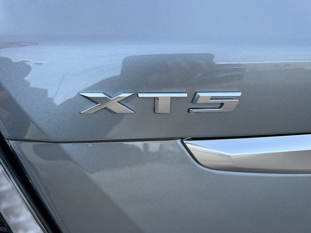 2026 Cadillac XT5 Sport