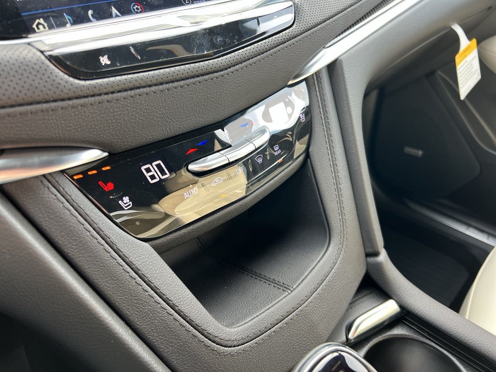 2026 Cadillac XT5 Sport