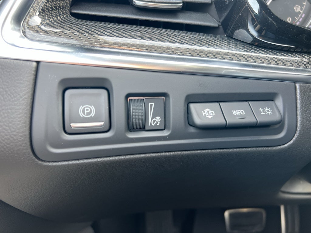 2026 Cadillac XT5 Sport