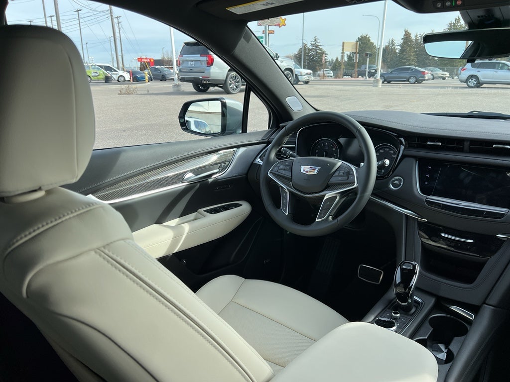 2026 Cadillac XT5 Sport