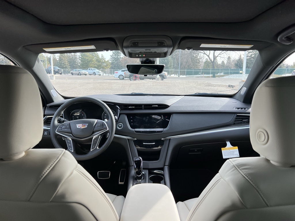 2026 Cadillac XT5 Sport