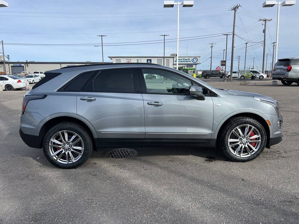 2026 Cadillac XT5 Sport