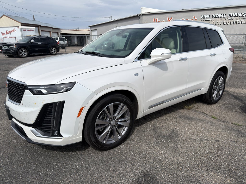 2025 Cadillac XT6 Premium Luxury
