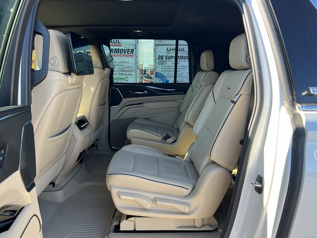 2023 Cadillac Escalade ESV Premium Luxury
