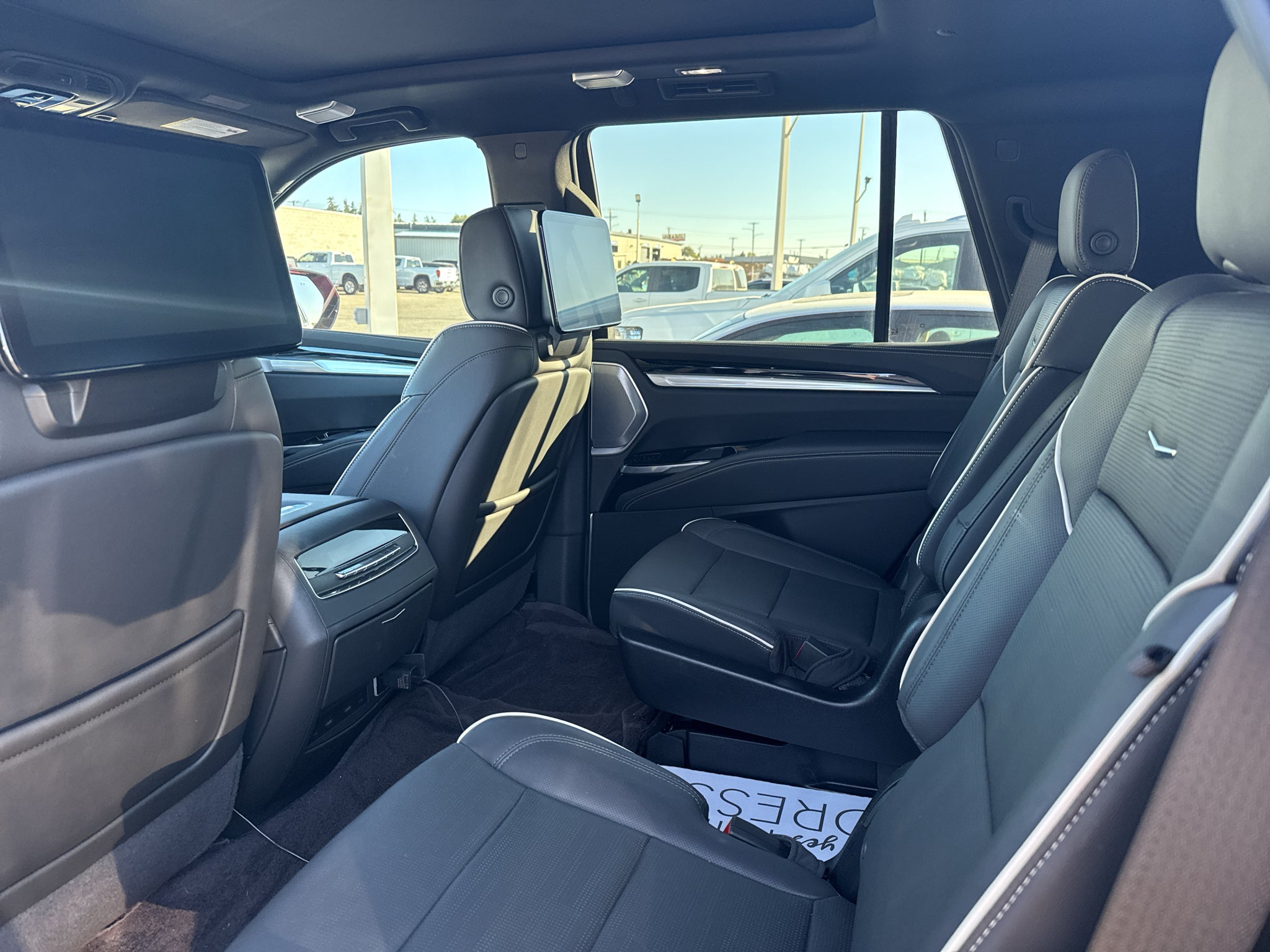 2025 Cadillac Escalade Sport