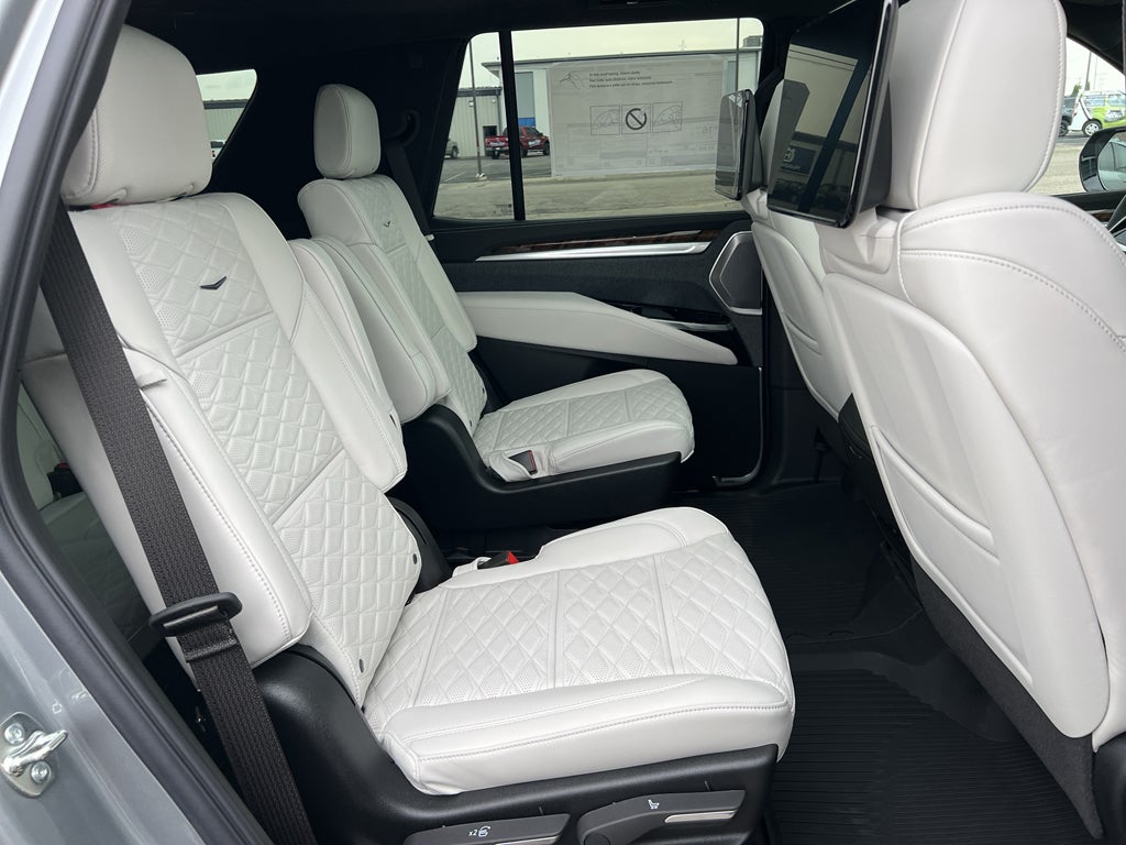 2026 Cadillac Escalade Platinum Sport - Photo 26