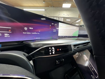 2025 Cadillac ESCALADE IQ Luxury 2