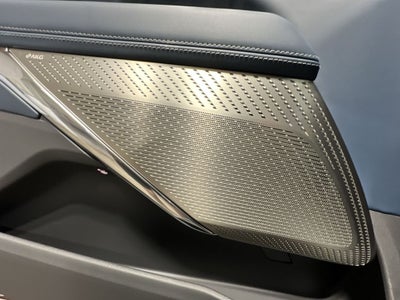 2025 Cadillac ESCALADE IQ Luxury 2