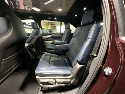 2025 Cadillac ESCALADE IQ Luxury 2