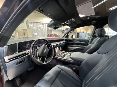 2025 Cadillac ESCALADE IQ Luxury 2