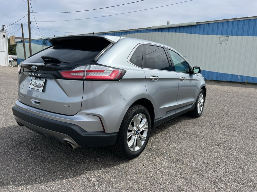 2022 Ford Edge Titanium