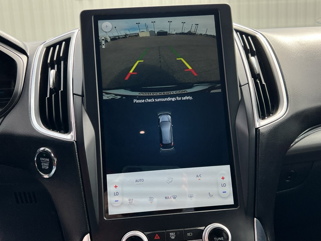 2022 Ford Edge Titanium