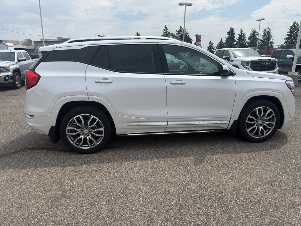 2024 GMC Terrain Denali