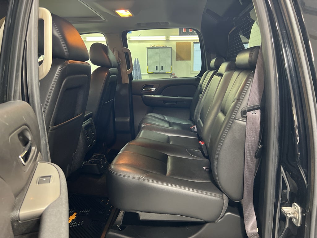 2013 Chevrolet Avalanche LT