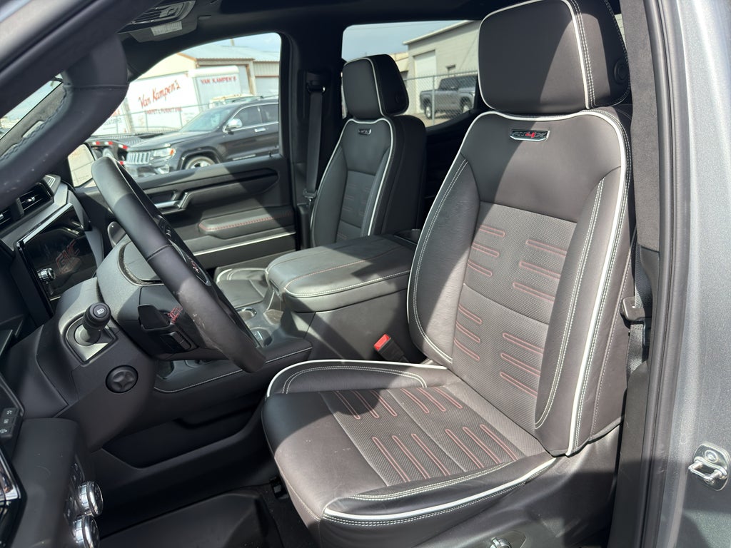 2025 GMC Sierra 1500 AT4X