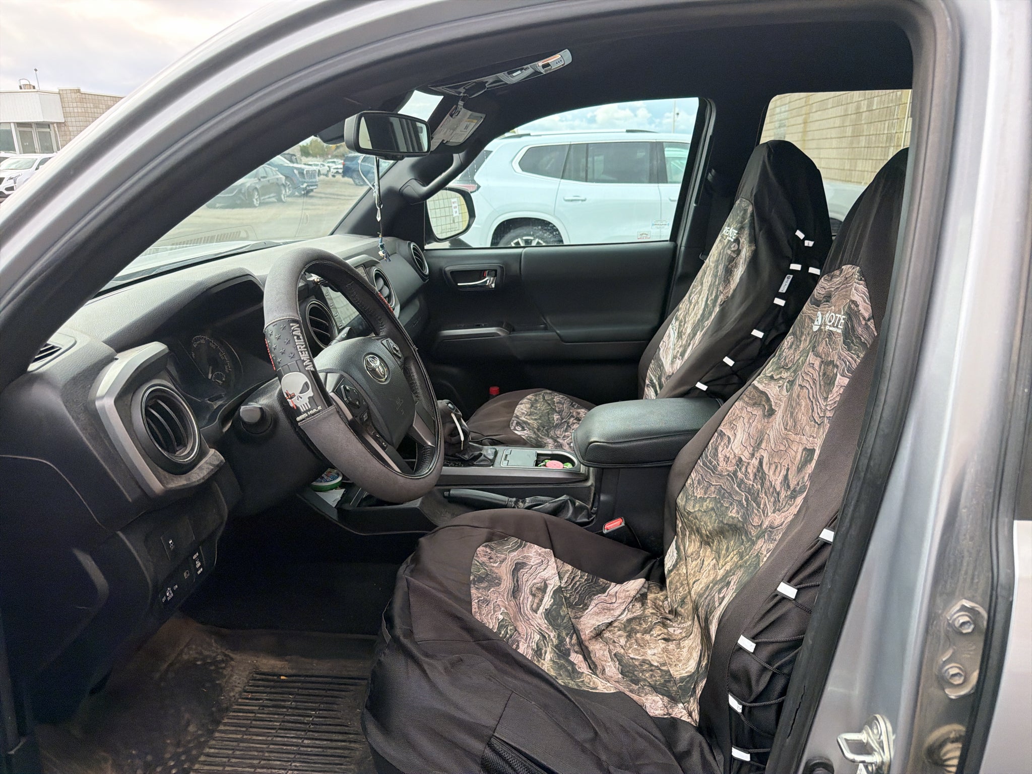 2020 Toyota Tacoma 4WD SR5