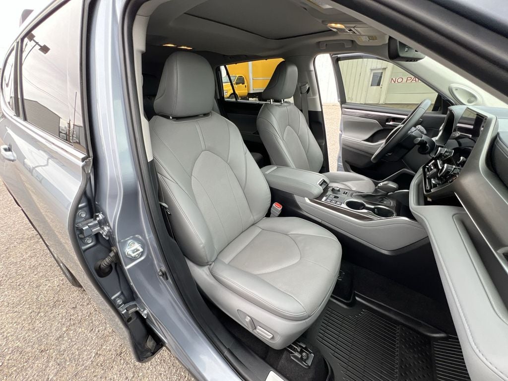 2024 Toyota Highlander Limited