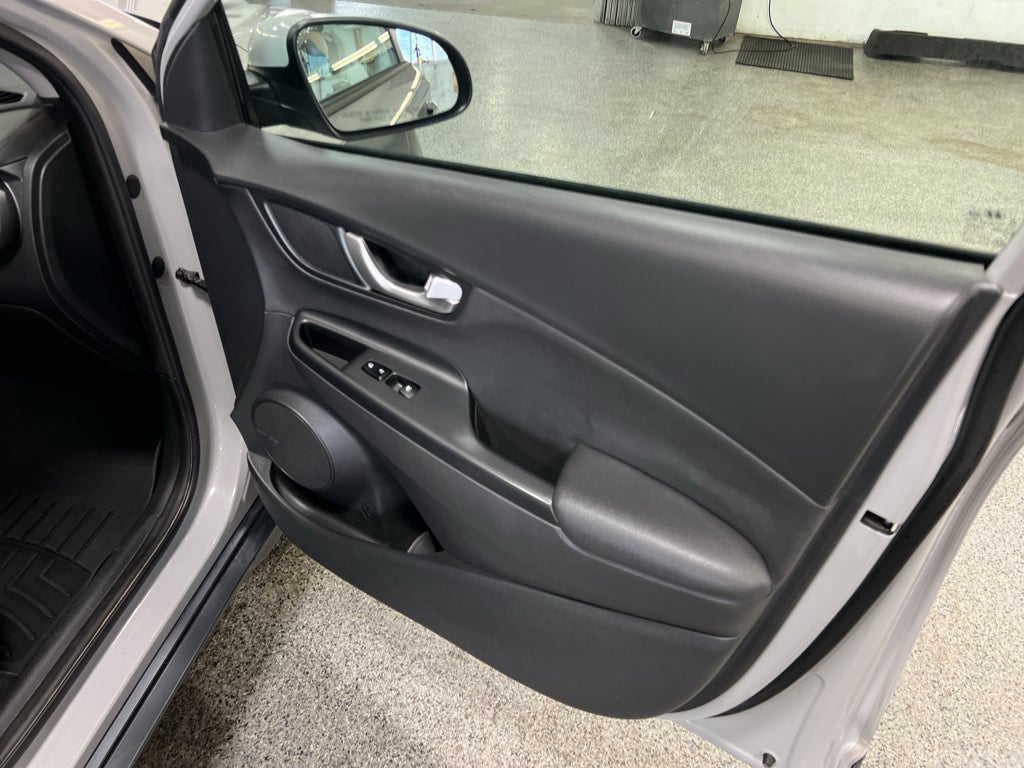 2022 Hyundai Kona Limited