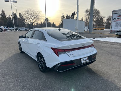 2024 Hyundai Elantra Limited