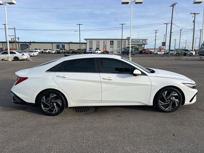 2024 Hyundai Elantra Limited