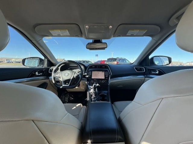 2020 Nissan Maxima SV