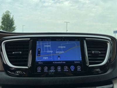 2017 Chrysler Pacifica Touring-L
