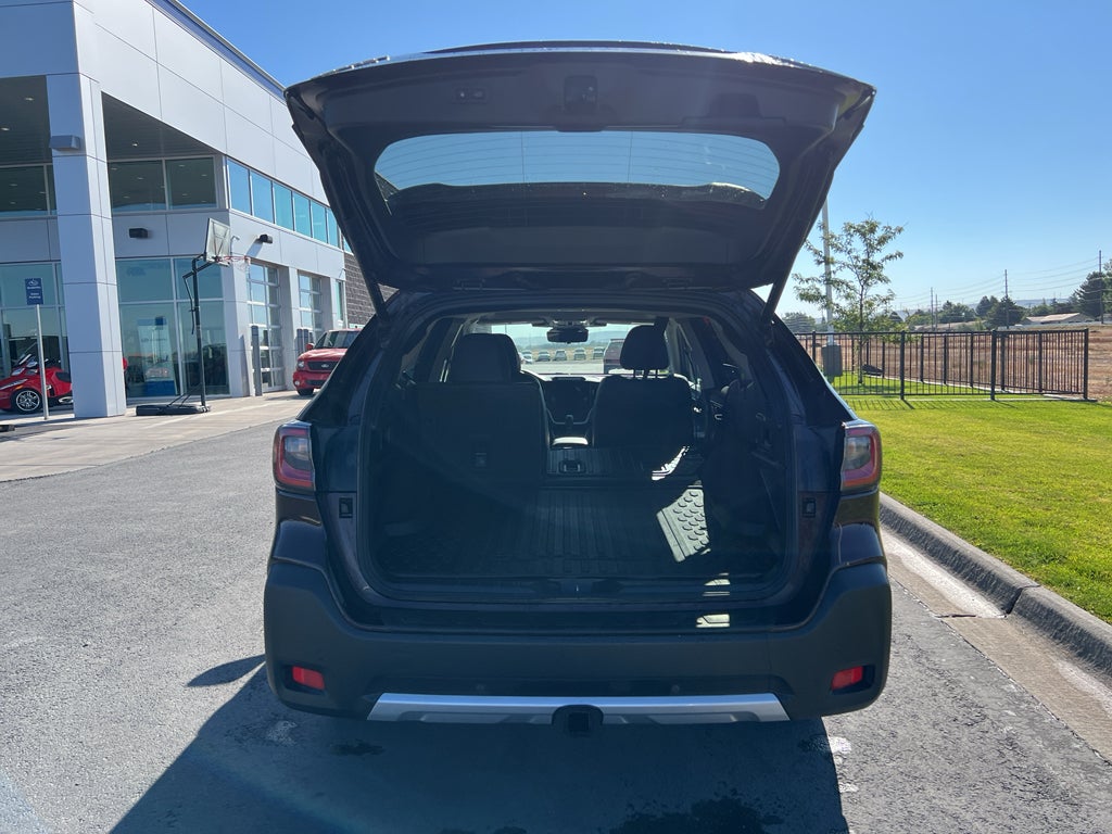2025 Subaru Outback Touring XT