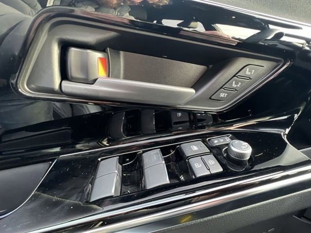 2023 Subaru Solterra Limited